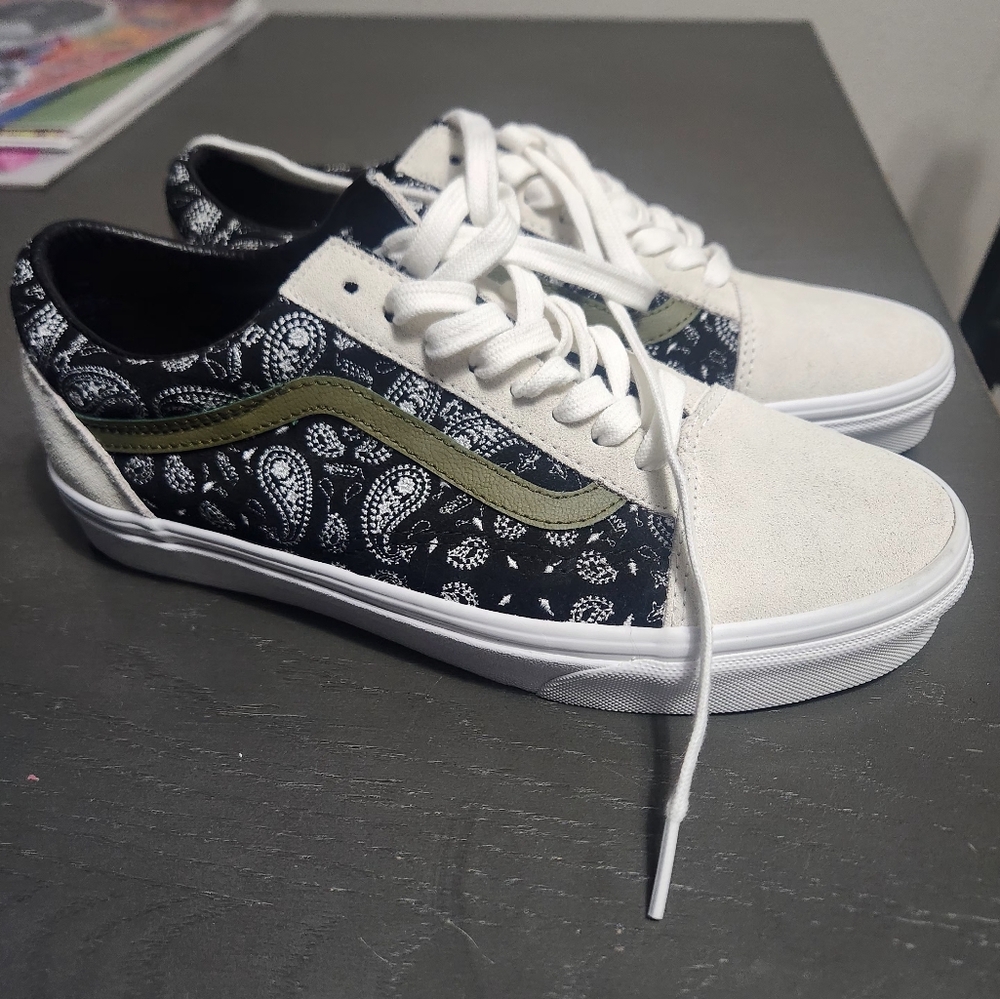 Paisley Vans - Picture 3 of 4